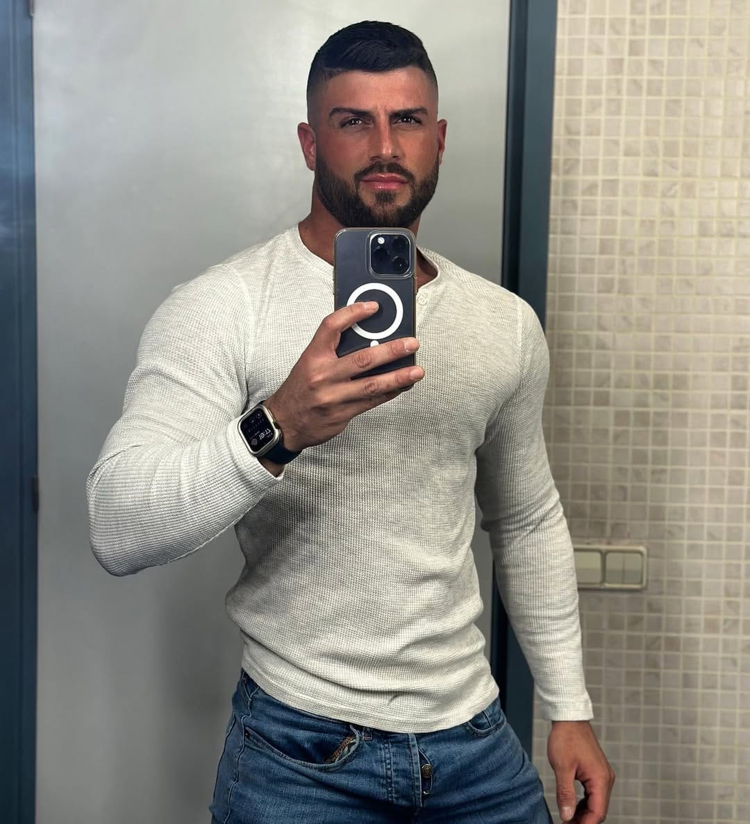 Post 9 by Alexandre Boza Arranz on Instagram (image)