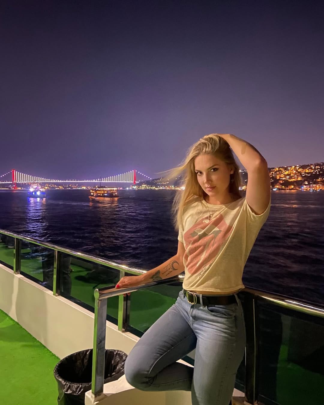 Post 8 by Anna Aleksandrova on Instagram (image)
