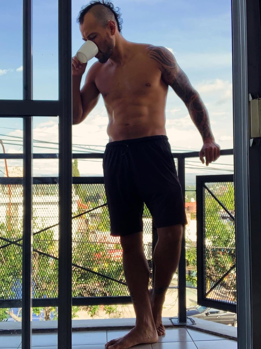 Post 3 by 𝗟𝗨𝗖𝗔𝗦 𝗕𝗔𝗥𝗔𝗜𝗡𝗖𝗔 on Instagram (carousel)