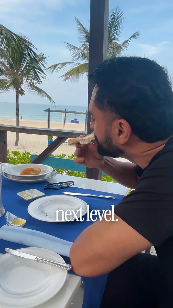 Post 10 by Usman : One Cyclist in Bombay on Instagram (video)