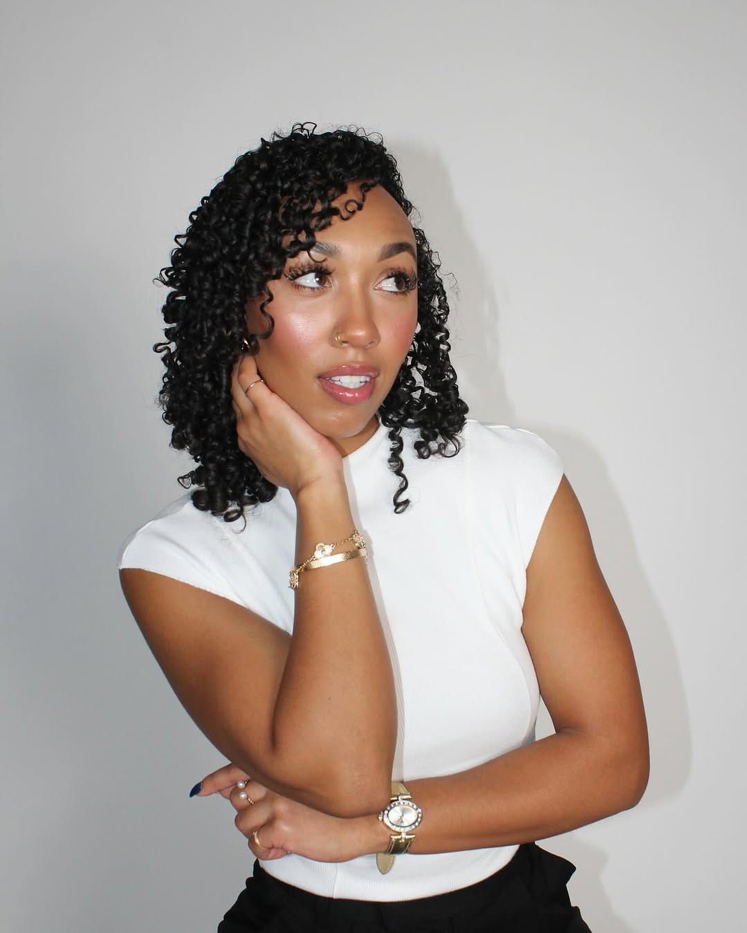 Post 10 by Zoe Brenn - Denver Singer Songwriter + Fitness Influencer on Instagram (carousel)