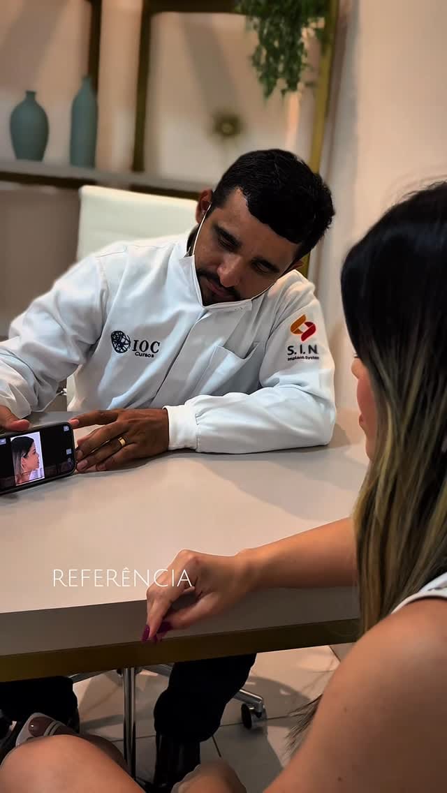 Post 6 by VITÓRIA TOMAZ on Instagram (video)