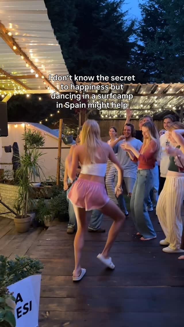 Post 4 by Amigos Surf Camp on Instagram (video)