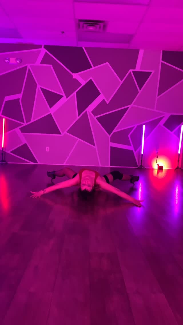 Post 2 by The Workroom on Instagram (video)