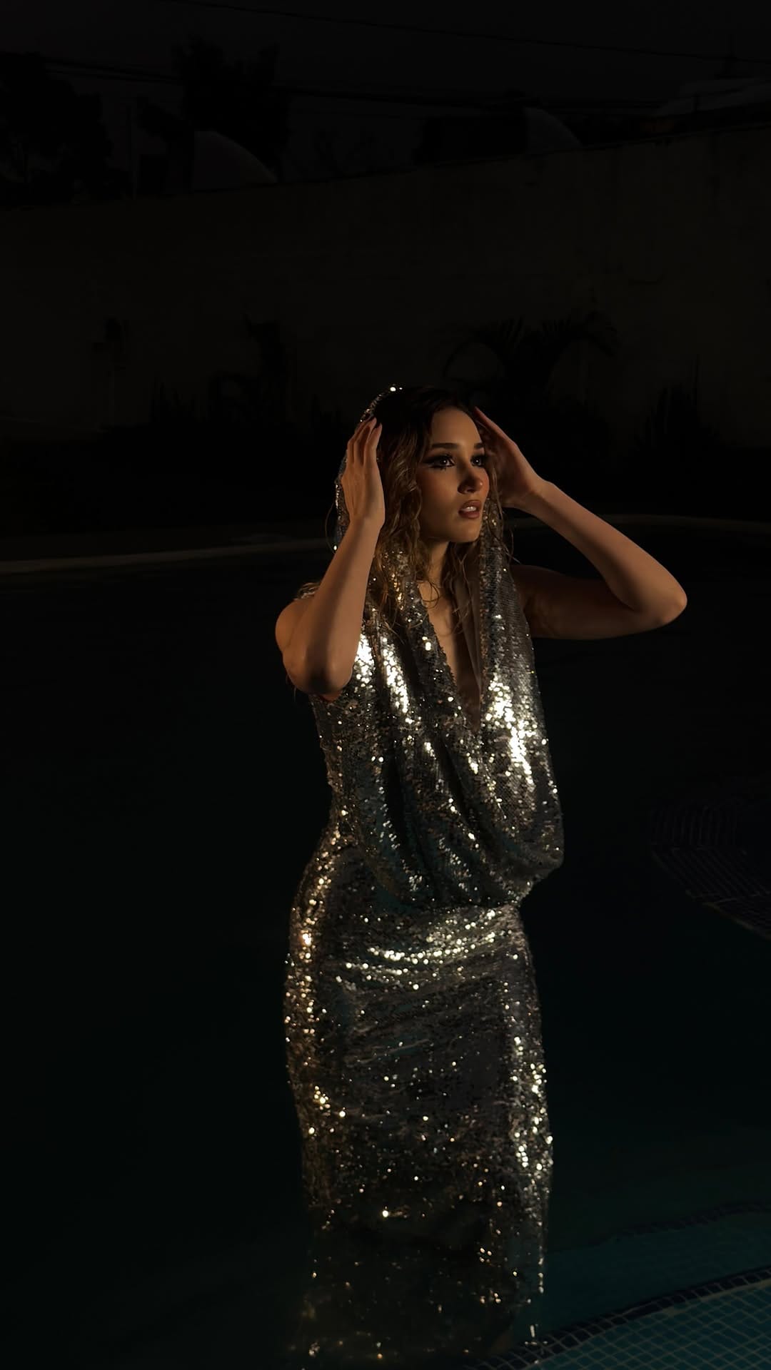Post 3 by Edwin Ramos MX -  Diseñador de Modas on Instagram (video)