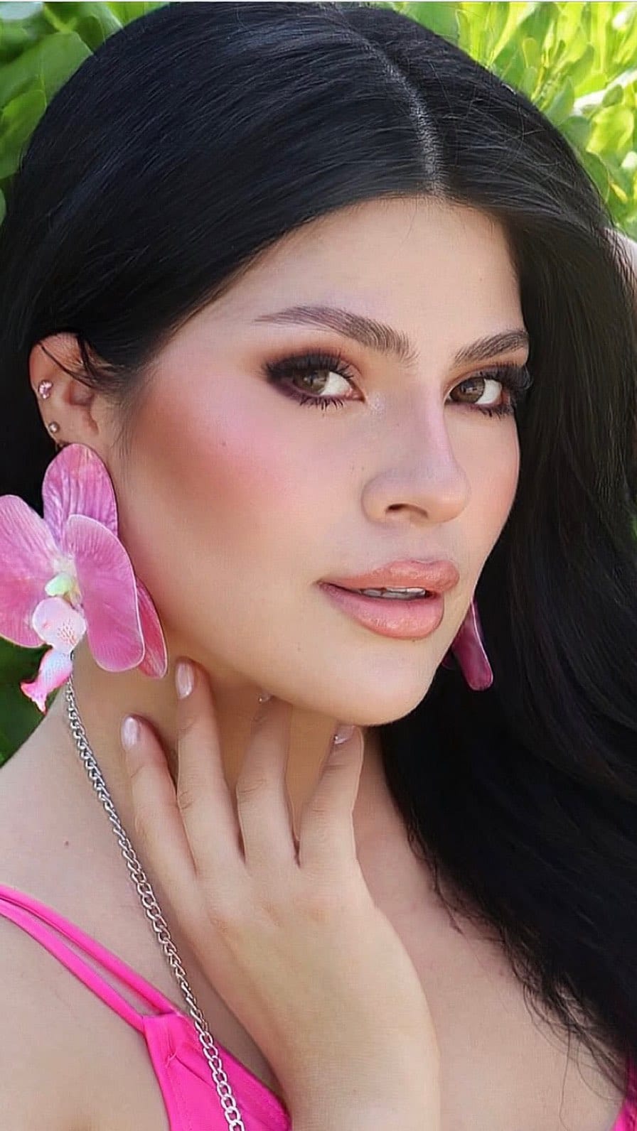 Post 8 by Mich 🍓 on Instagram (video)