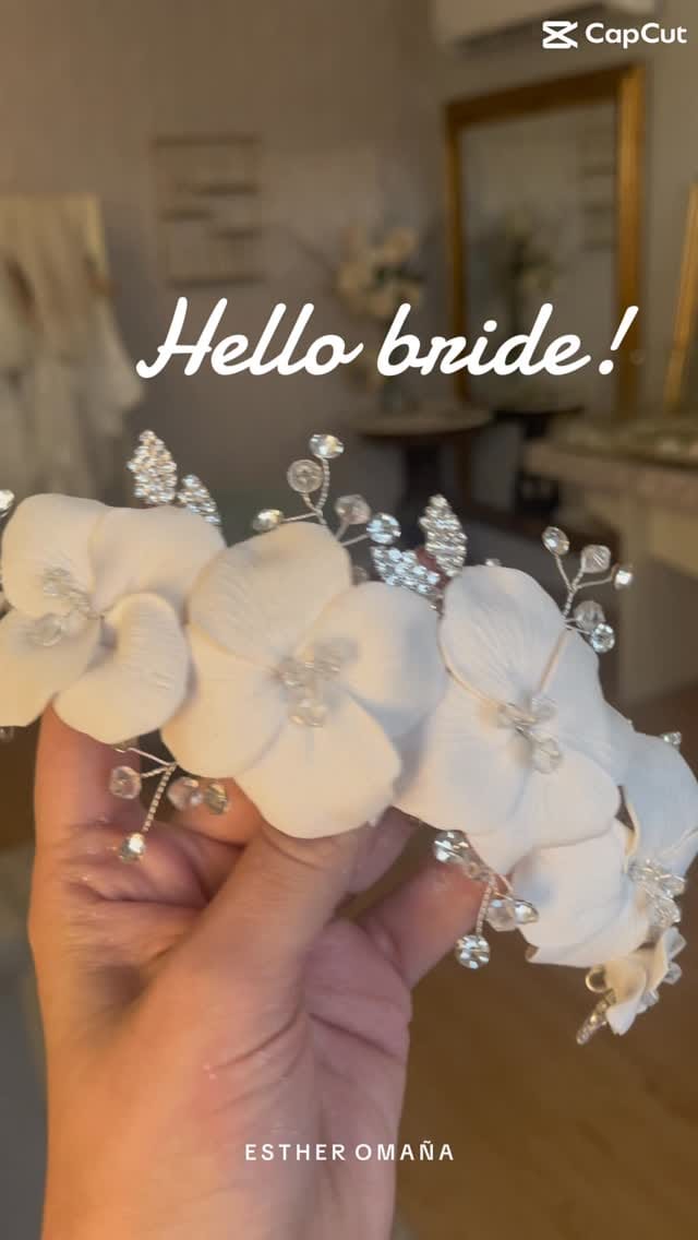 Post 4 by EsTher Omaña®    Bridal Headpieces | Tocados | Velos on Instagram (video)