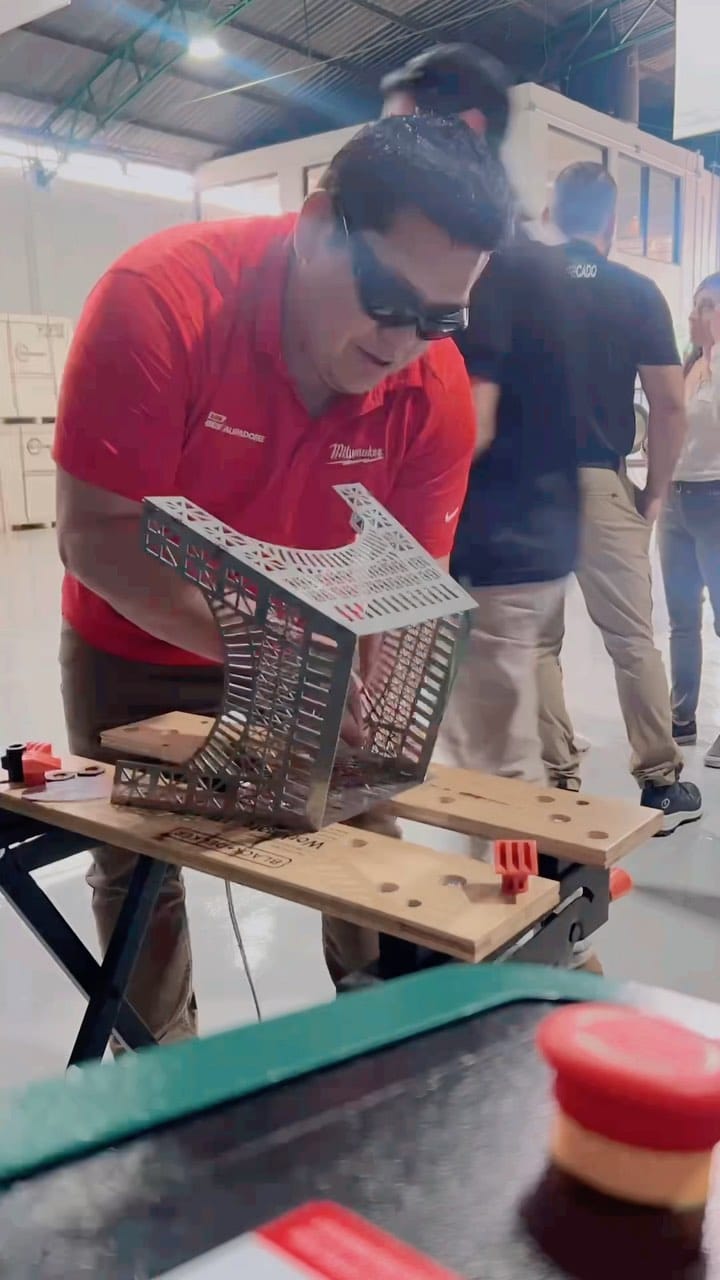 Post 9 by Maquinaria CNC Stanser on Instagram (video)