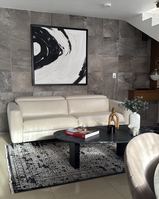 Post 5 by Recora - Muebles de segunda mano on Instagram (carousel)