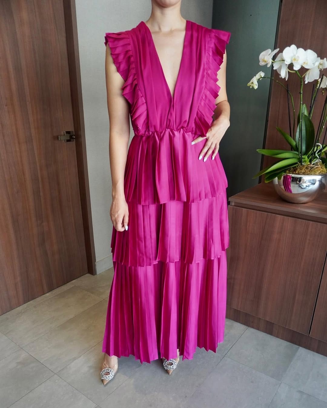 Post 8 by Boca Boutique on Instagram (carousel)