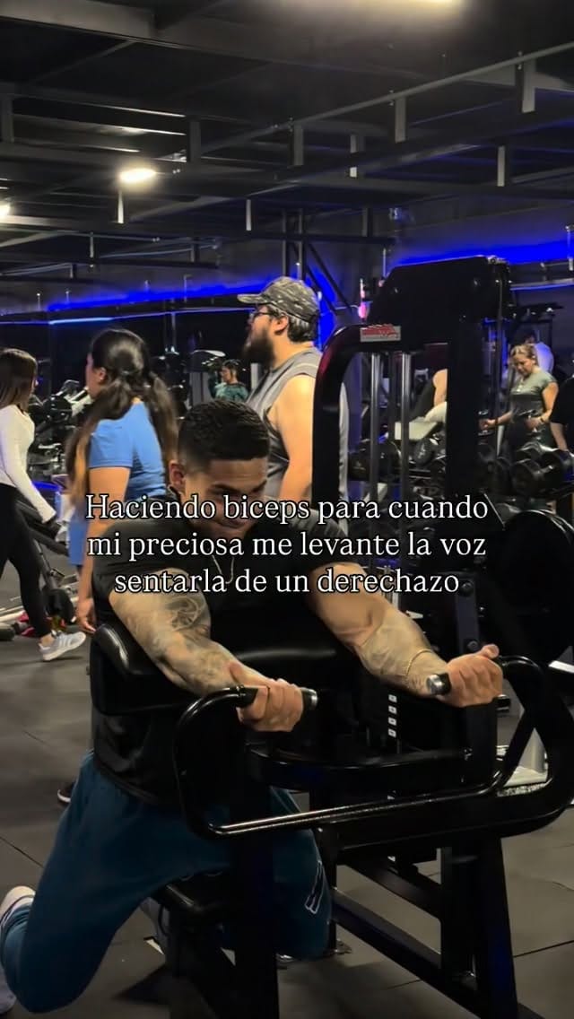 Post 4 by Sebastian Ovalle on Instagram (video)