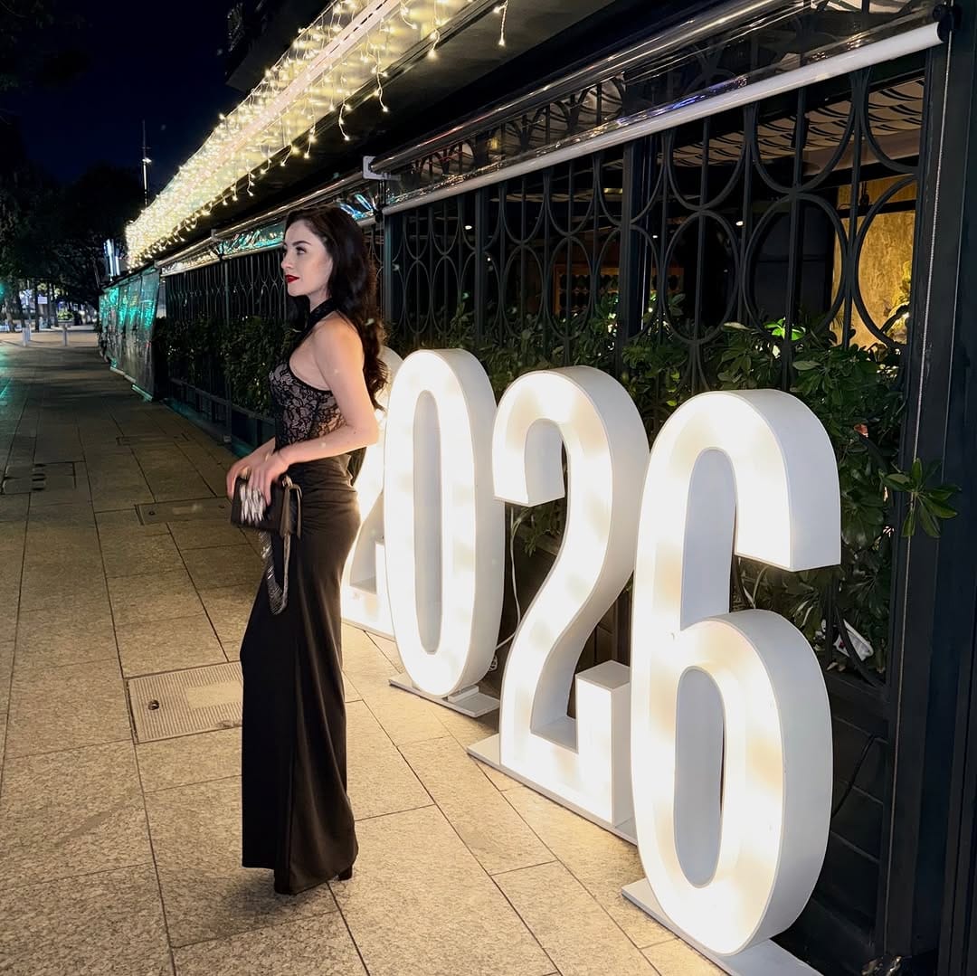Post 10 by P A O L A   D A L A Y on Instagram (carousel)