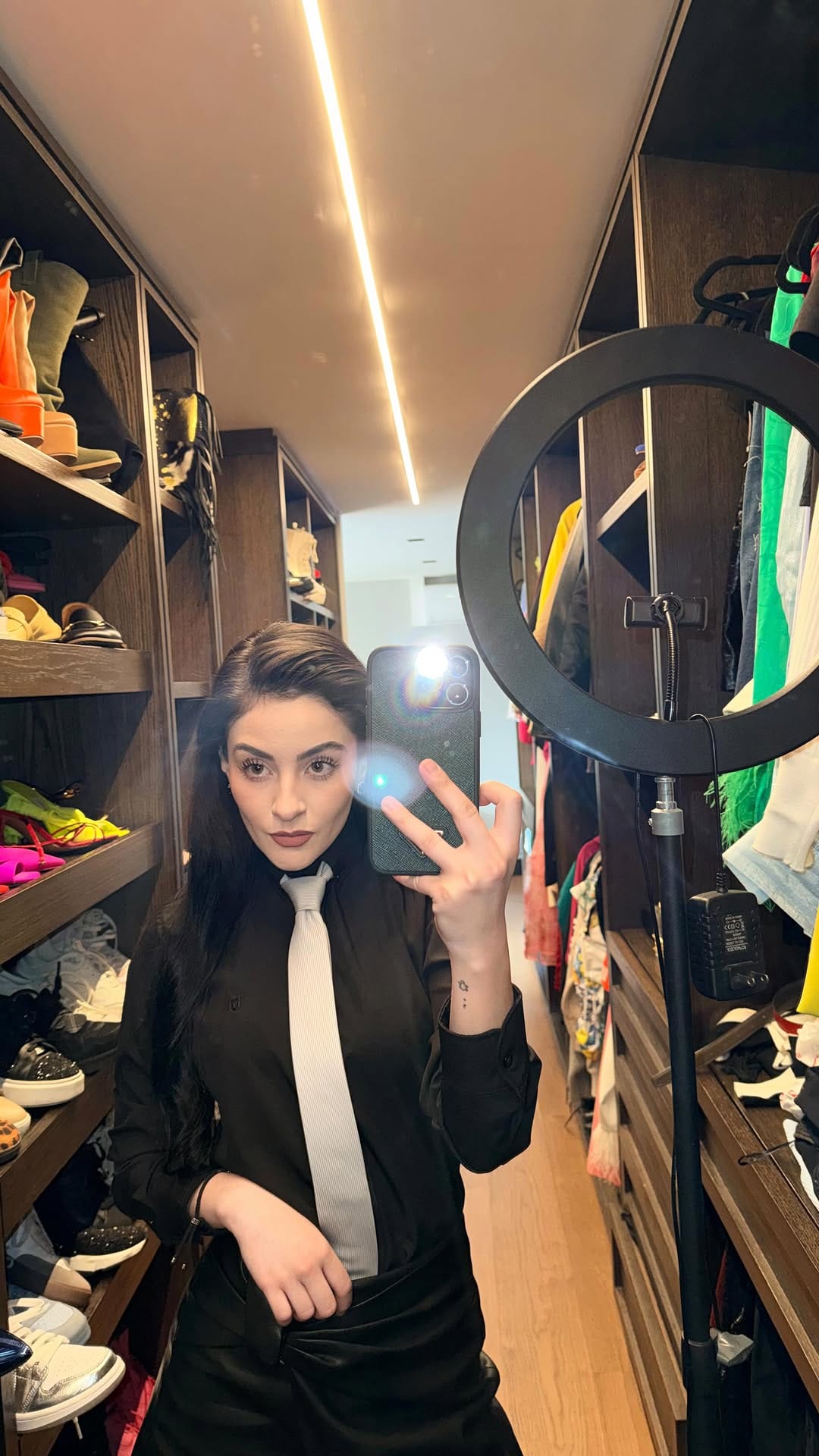 Post 1 by P A O L A   D A L A Y on Instagram (video)