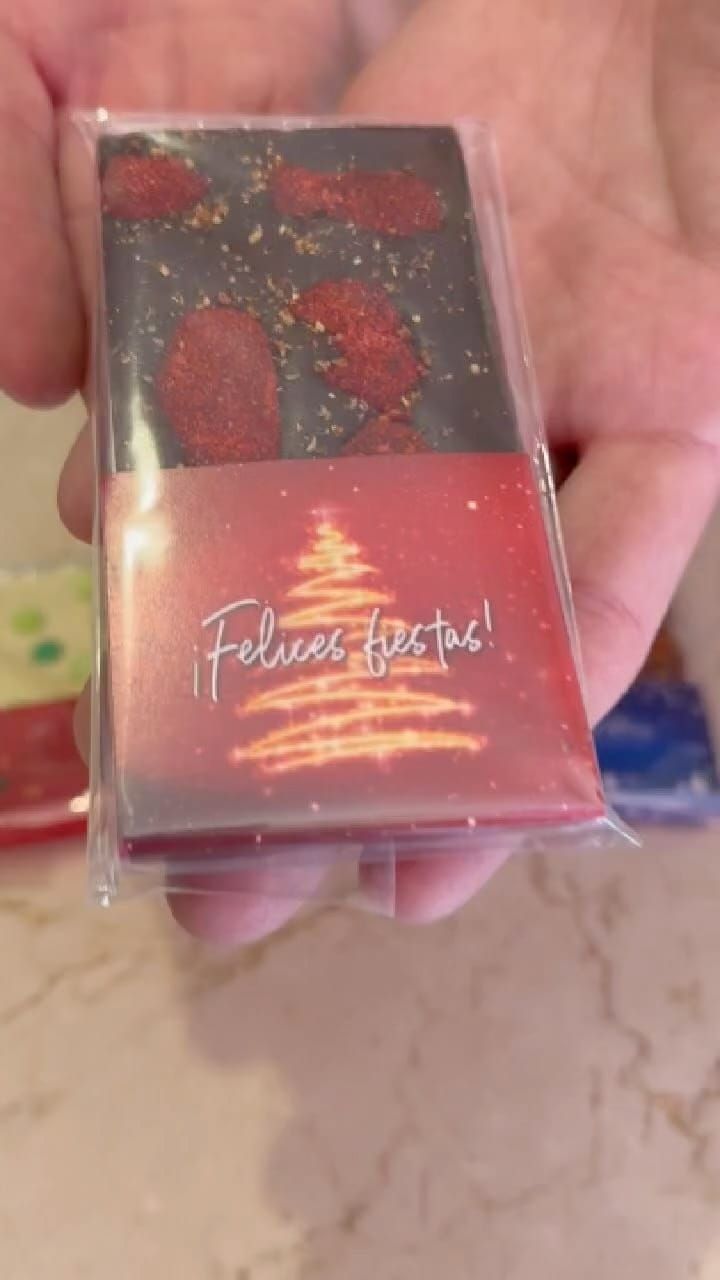 Post 7 by La Catalana Chocolaterías on Instagram (video)