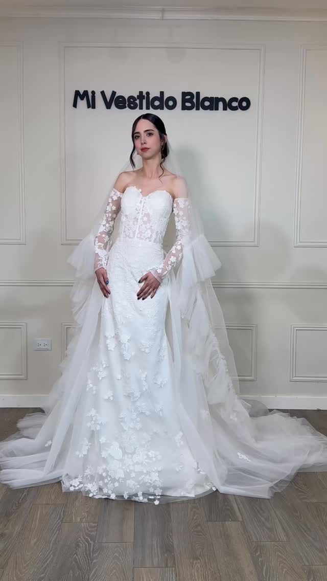 Post 3 by VESTIDOS DE NOVIAS on Instagram (video)