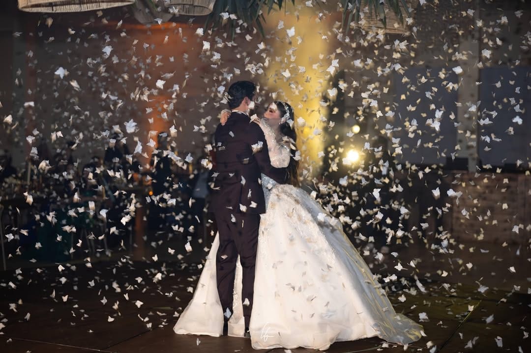 Post 2 by VESTIDOS DE NOVIAS on Instagram (carousel)
