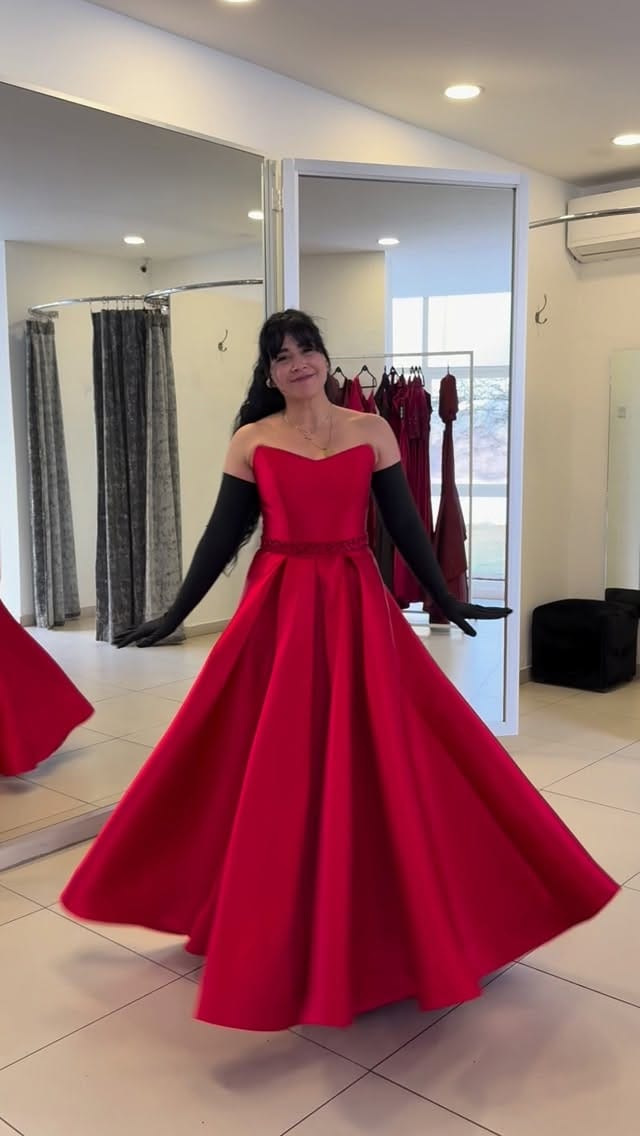 Post 10 by Ada Pelayo on Instagram (video)