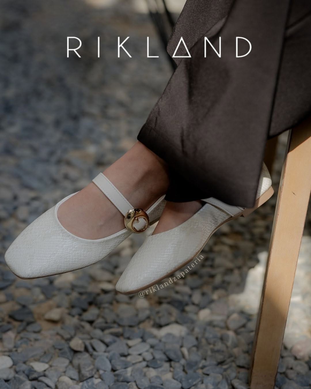 Post 4 by Rikland Zapateria on Instagram (carousel)