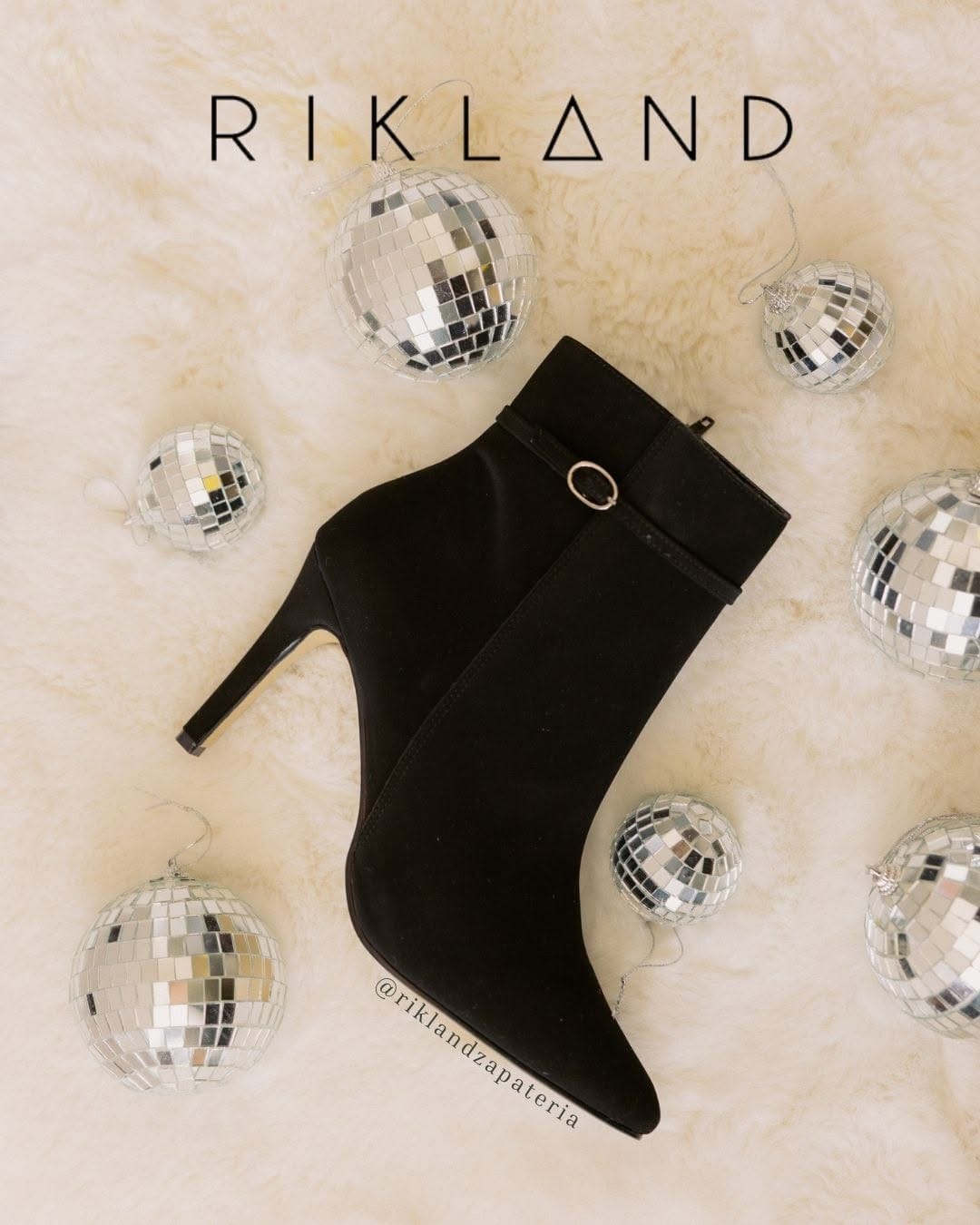 Post 9 by Rikland Zapateria on Instagram (carousel)
