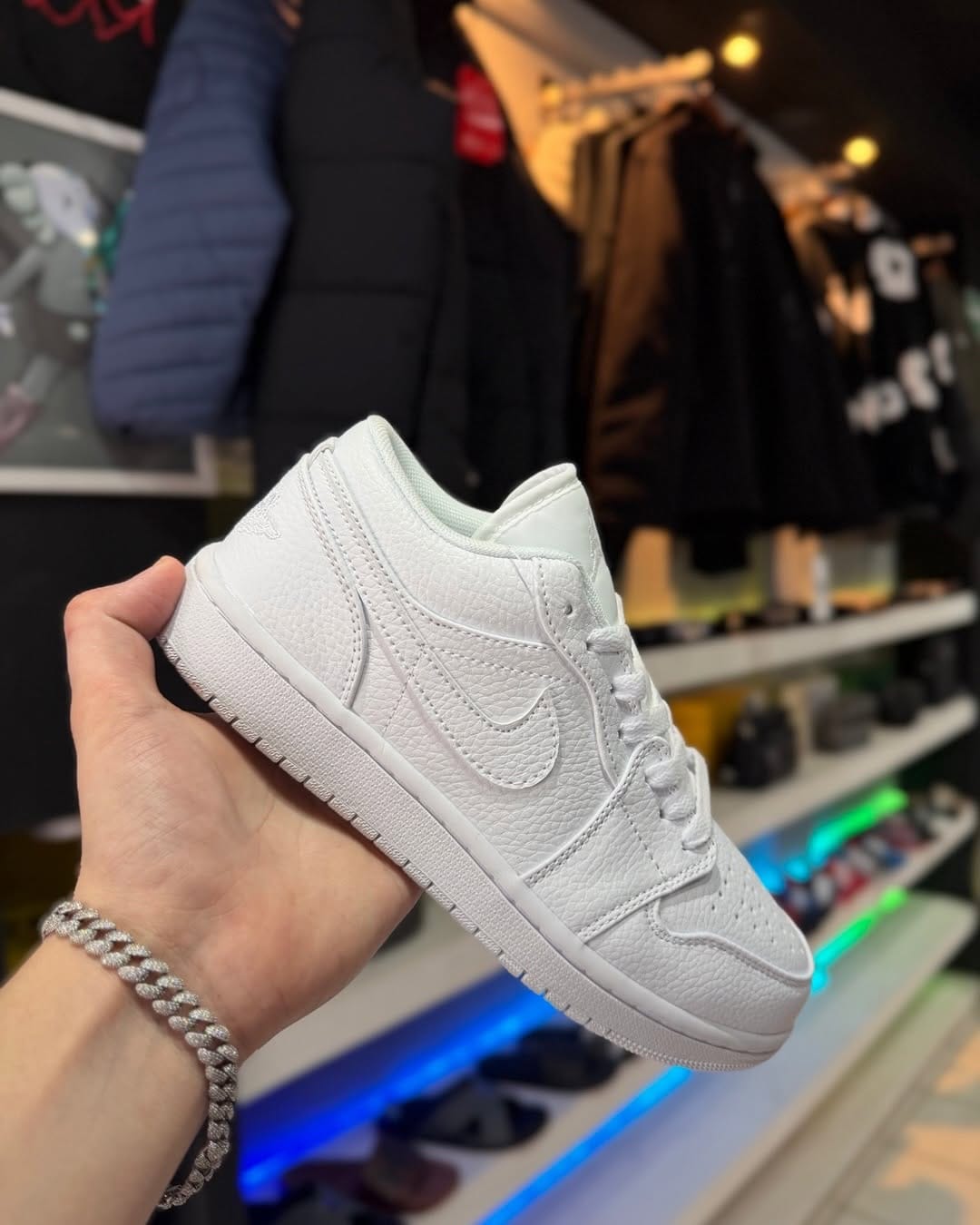 Post 1 by Polo’s SNKRS BOUTIQUE on Instagram (carousel)
