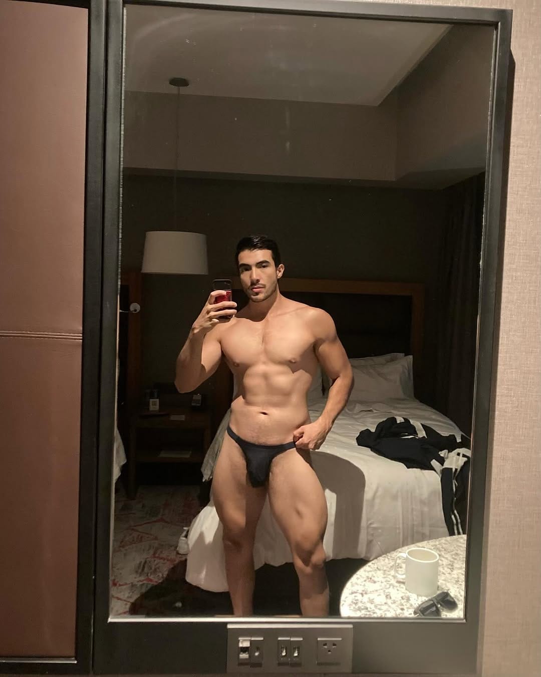 Post 5 by Oscar Bustamante on Instagram (carousel)