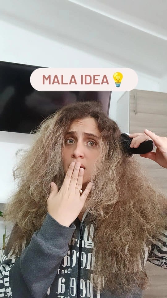 Post 10 by Ricitos de oro | peluquería para rizos Mérida on Instagram (video)