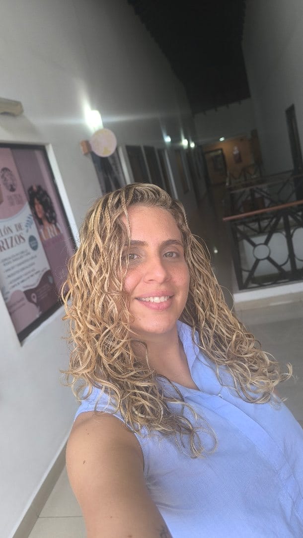 Post 6 by Ricitos de oro | peluquería para rizos Mérida on Instagram (video)