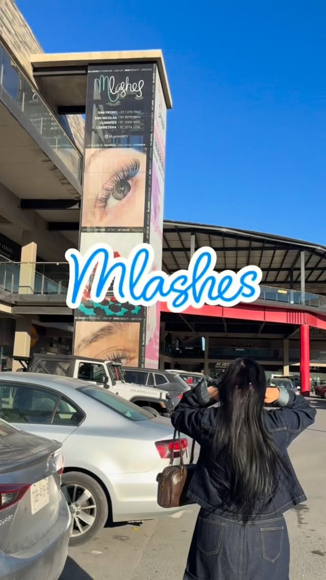 Post 7 by M Lashes | Expertos en pestañas on Instagram (video)