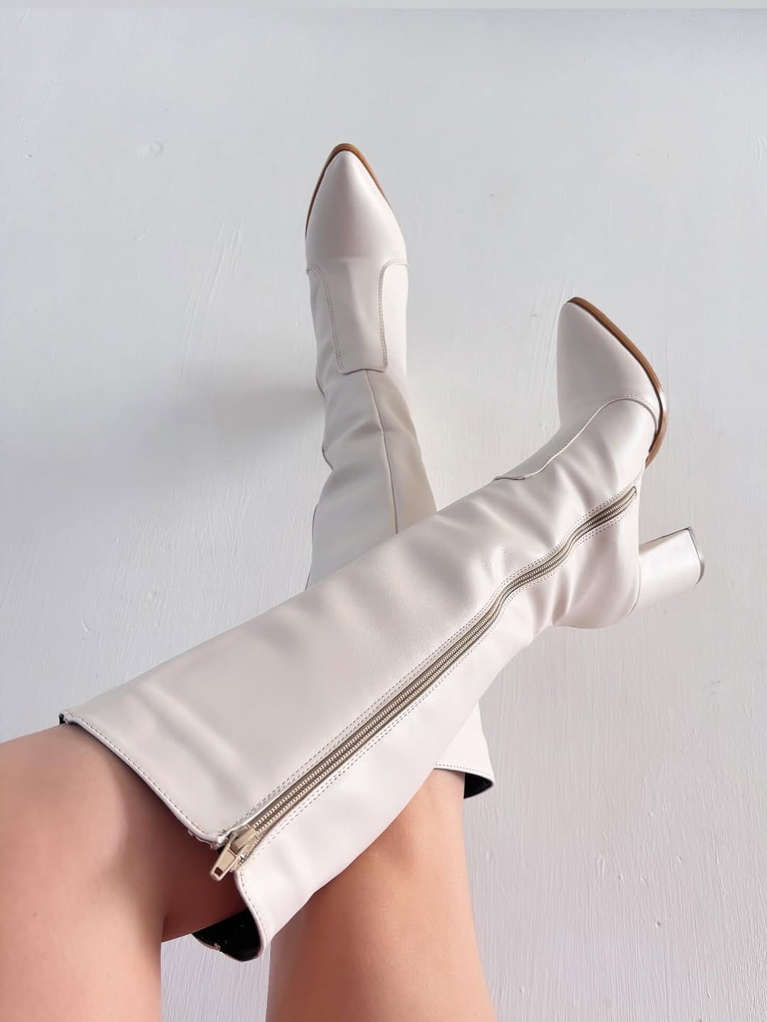 Post 4 by MAILETTA SHOES on Instagram (image)