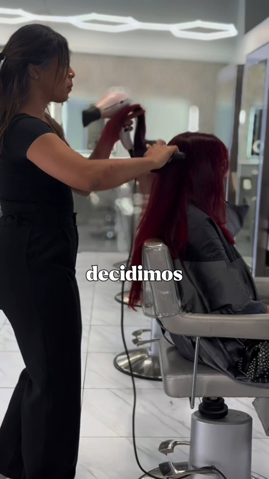 Post 1 by Esteban Montes | Hair & Spa ✨ on Instagram (video)