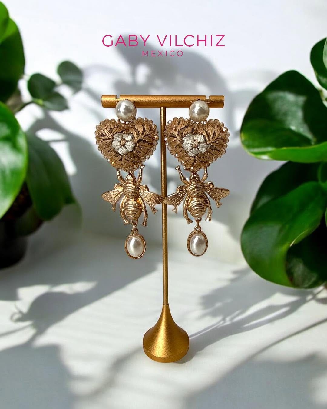 Post 9 by Gaby Vilchiz on Instagram (carousel)