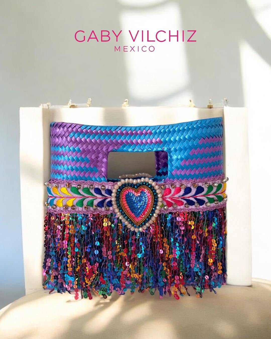 Post 4 by Gaby Vilchiz on Instagram (carousel)