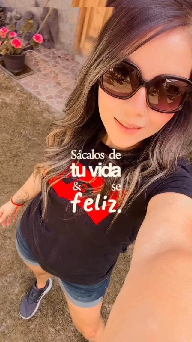 Post 1 by Luz Betancourt 🧿 Mom | Traveler | Foodie | Lifestyle on Instagram (video)