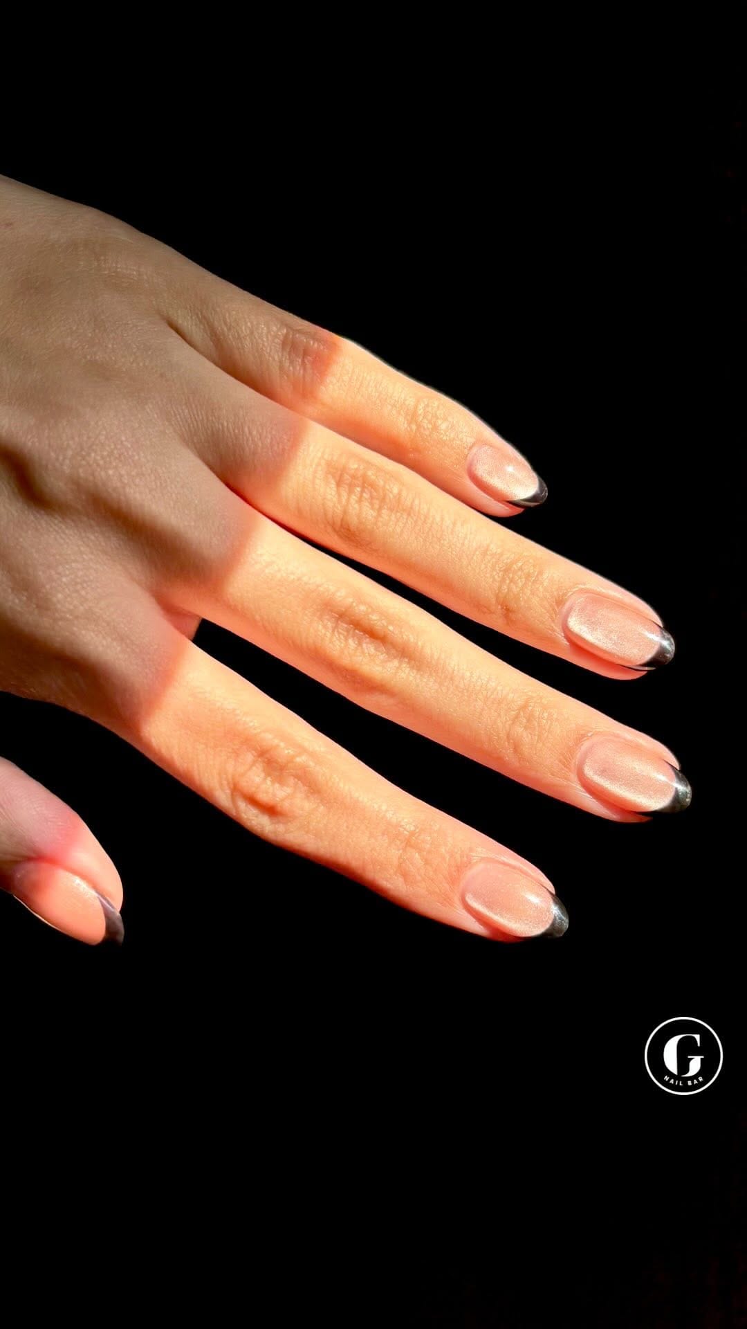 Post 8 by Gold Nail Bar ® on Instagram (video)