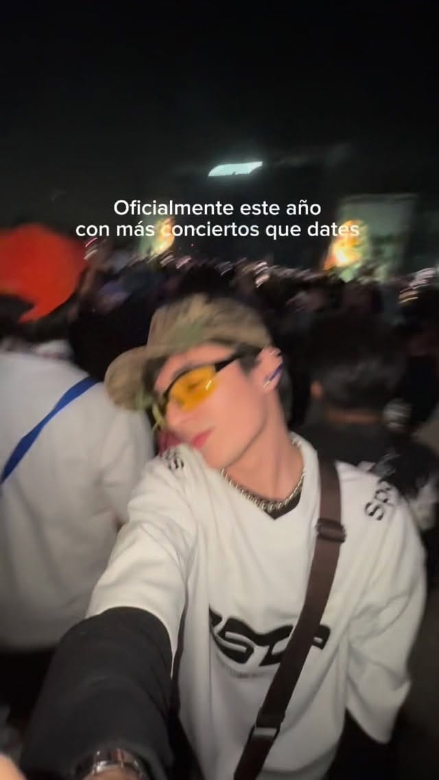 Post 8 by Yadielzu ◡̈ on Instagram (video)