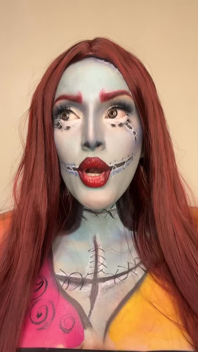 Post 3 by Paola Ramirez  CEO @Dismundo.oficial on Instagram (video)