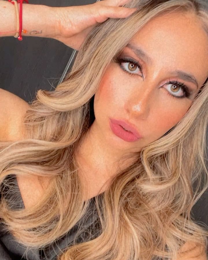 Post 8 by XIMENA QUINTANA 👸🏼🍒 on Instagram (video)