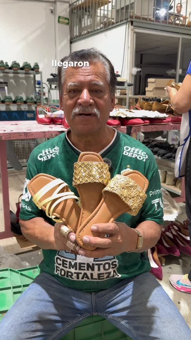 Post 3 by Fabricantes de C👠lzado🦋 on Instagram (video)