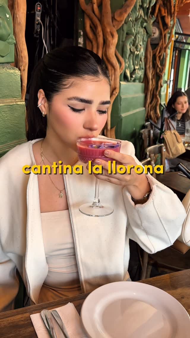 Post 2 by ALEJANDRA ÁLVAREZ 🎀 on Instagram (video)