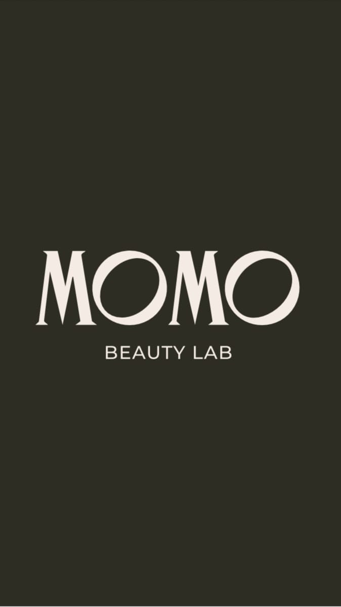 Post 6 by Momo on Instagram (video)