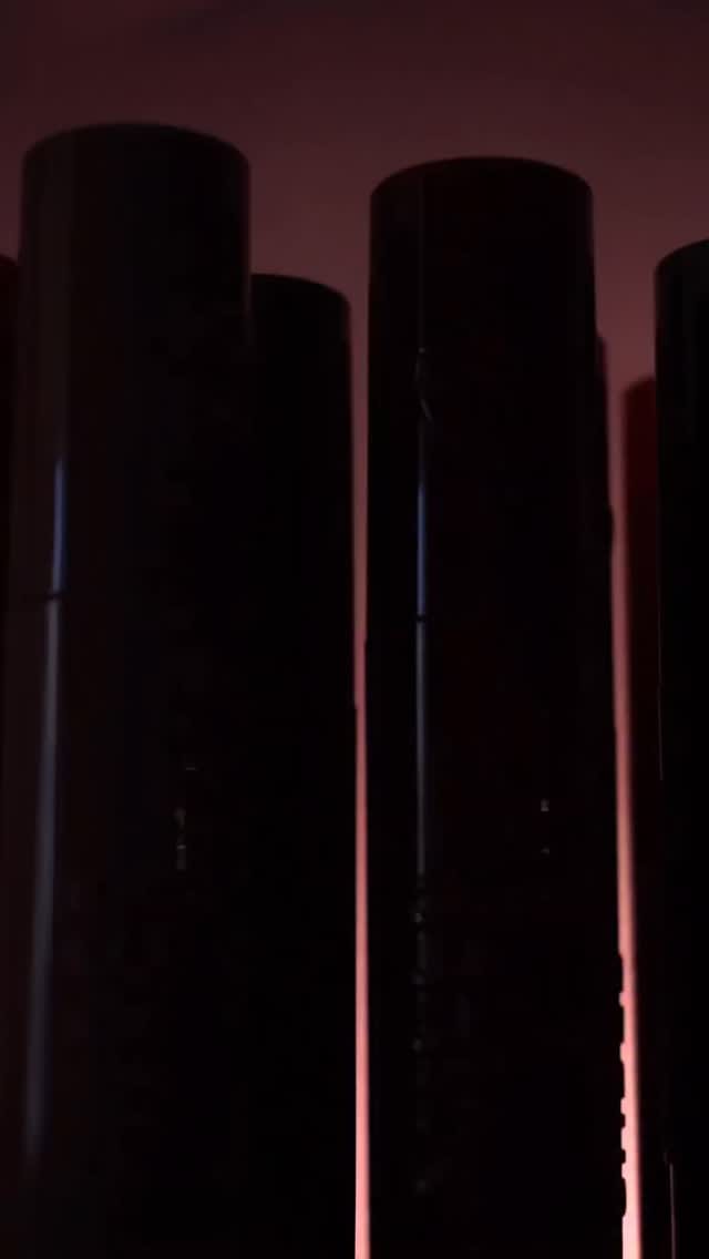 Post 2 by Bling Bling on Instagram (video)