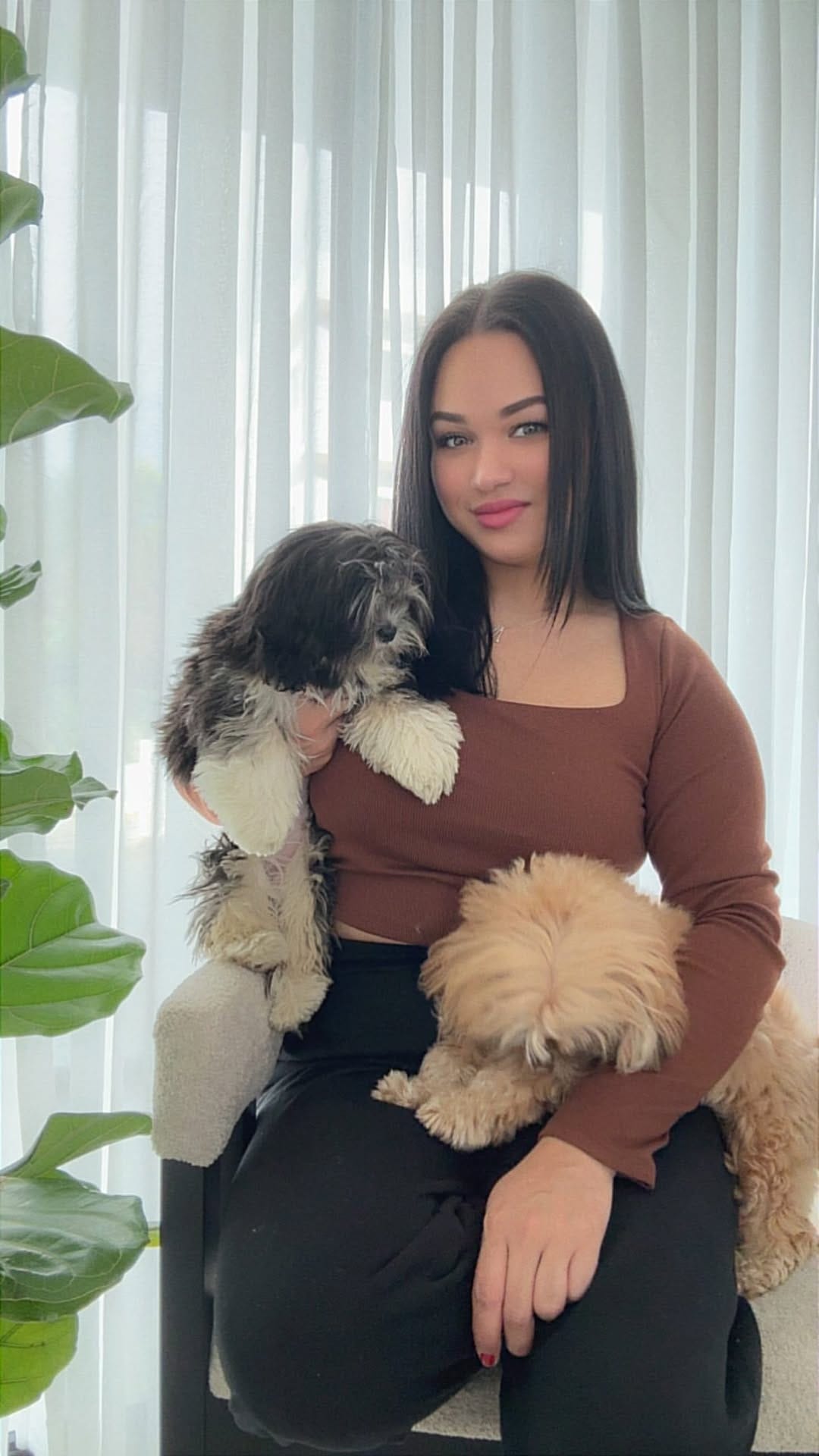 Post 6 by Nayarit Tavarez on Instagram (video)