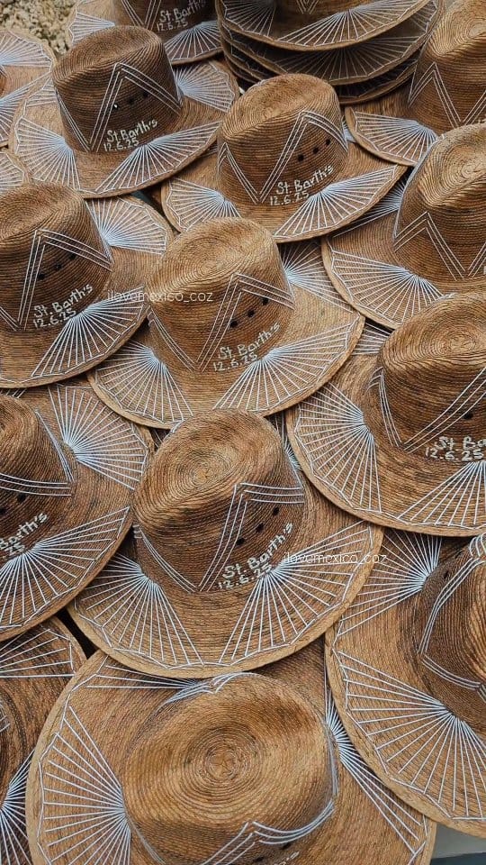 Post 5 by I love Mexico | Handmade accessories on Instagram (video)
