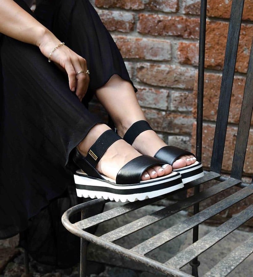 Post 9 by EMOSSA BOUTIQUE on Instagram (image)