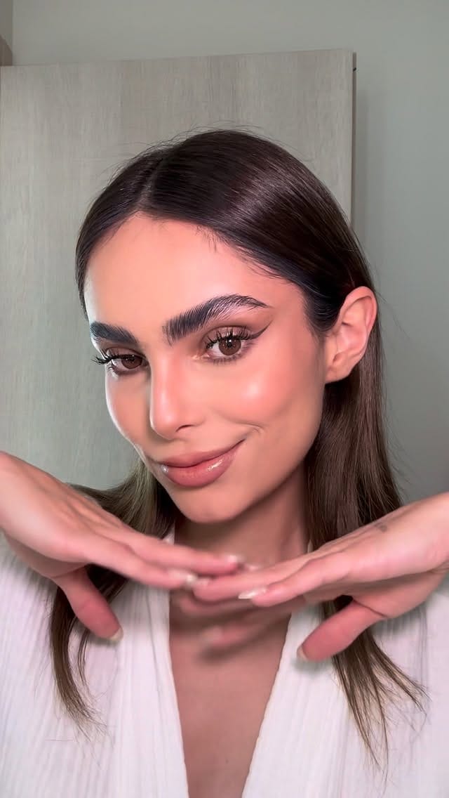 Post 2 by María Riestra on Instagram (video)