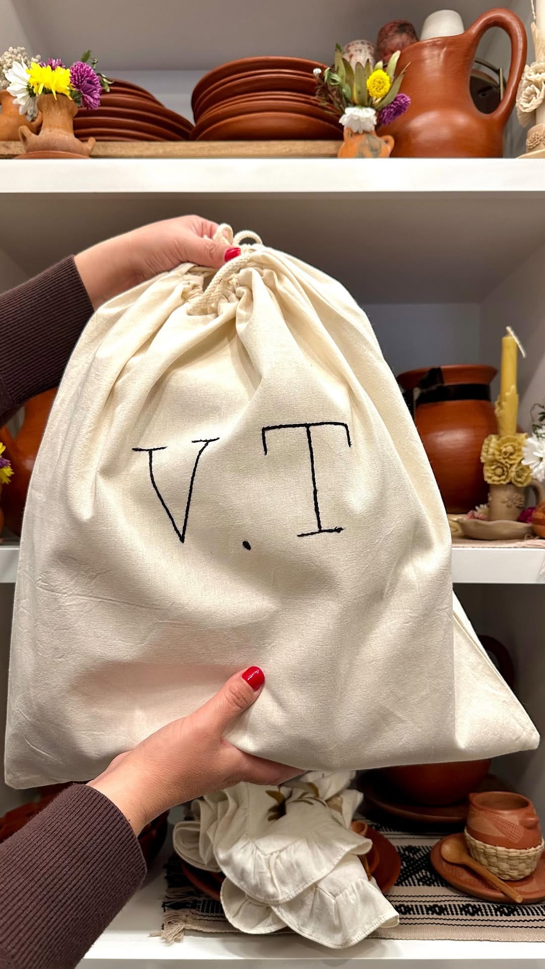 Post 3 by Veronica Briseno on Instagram (video)