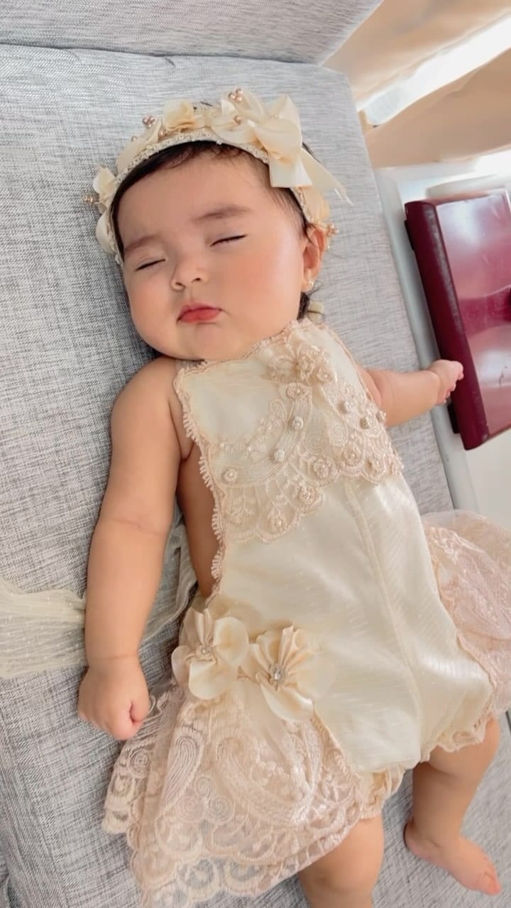 Post 8 by Mi Bello Ropon👶🏻🎀 on Instagram (video)