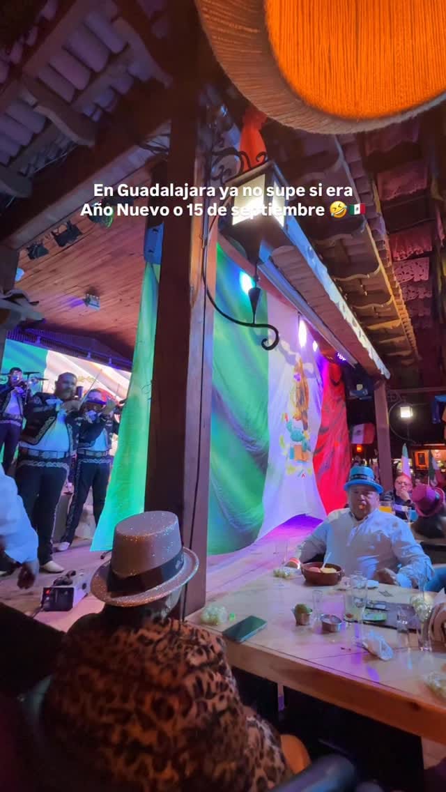 Post 6 by Dafne Díaz on Instagram (video)
