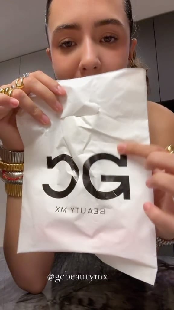 Post 10 by GC BEAUTY • TIENDA DE MAQUILLAJE IMPORTADO on Instagram (video)