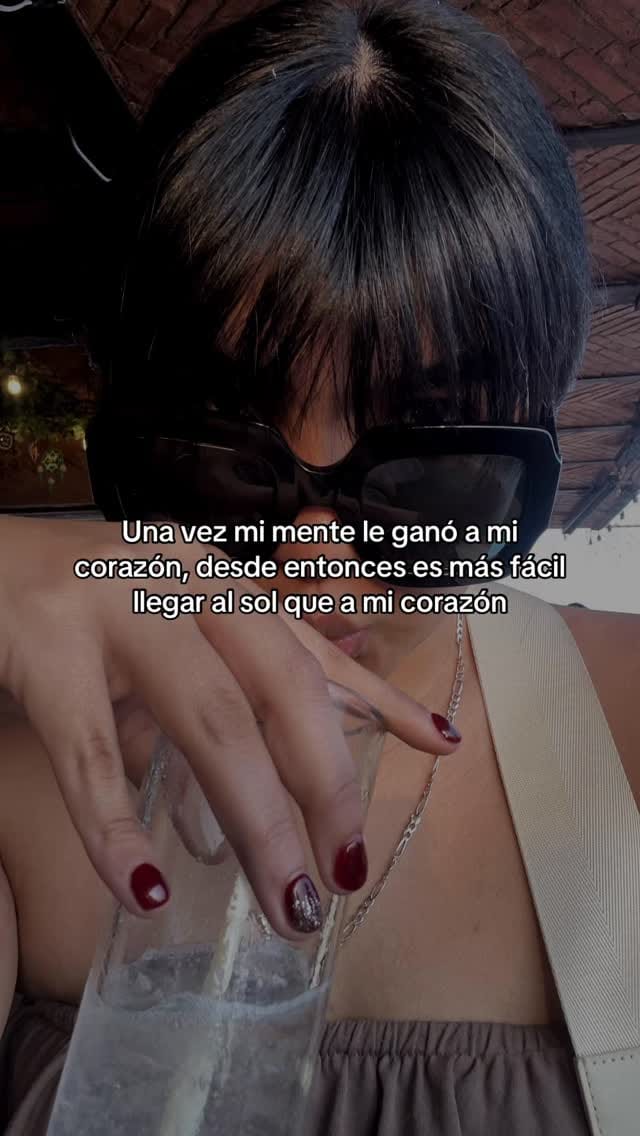 Post 2 by Vale Palacios on Instagram (video)